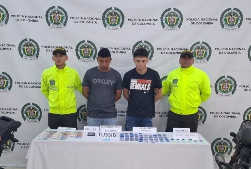 Luis Fernando Reyes Gutiérrez y Jesús Esteban Acosta Arteaga, capturados por la Policía.