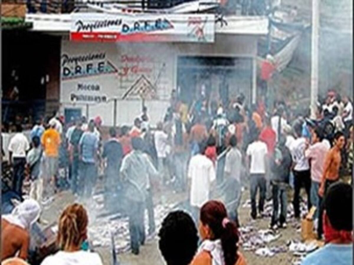 Afectados por DRFE comenzaron marchas para conmemorar un año del colapso de las Pirámides