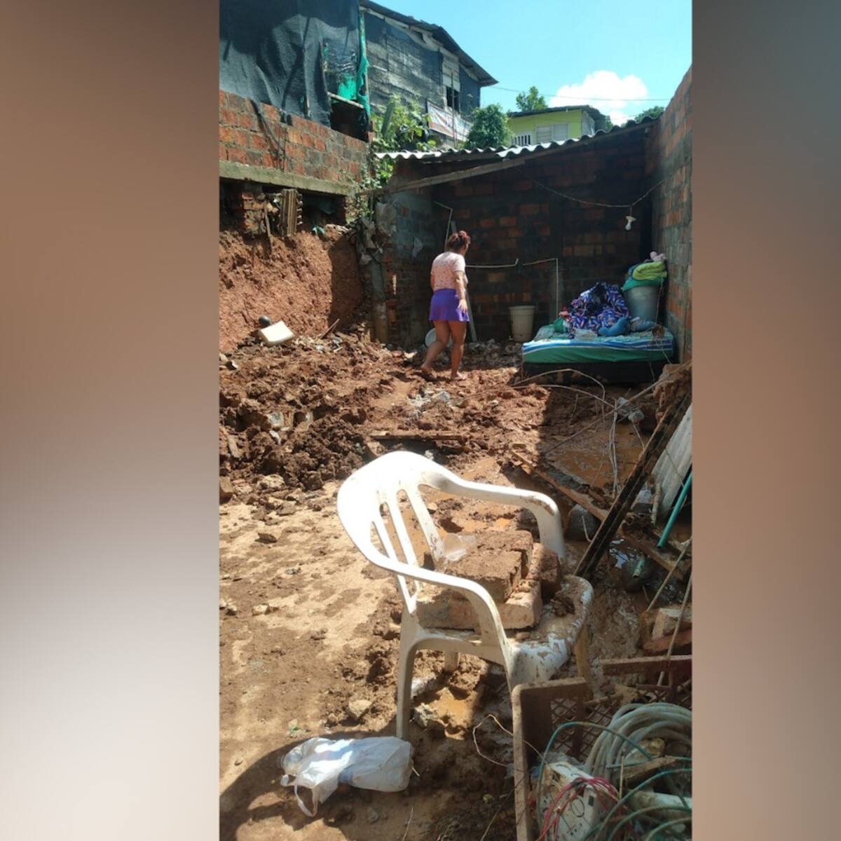 Un familia se quedó sin vivienda tras fuertes lluvias en Barrancabermeja