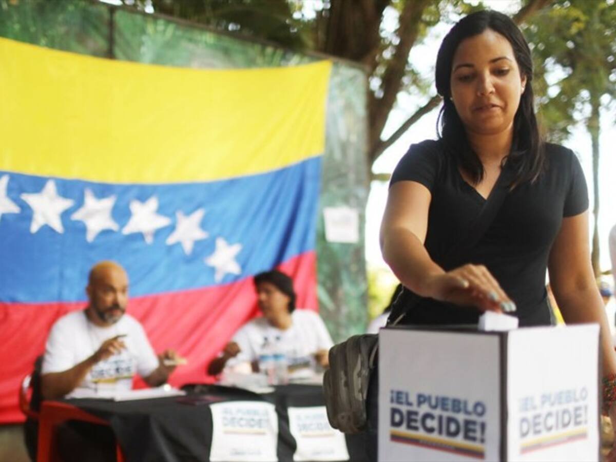 Chavismo gana en 17 de los 23 estados, según los resultados oficiales