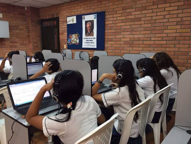Un estafador ronda los colegios de Bucaramanga