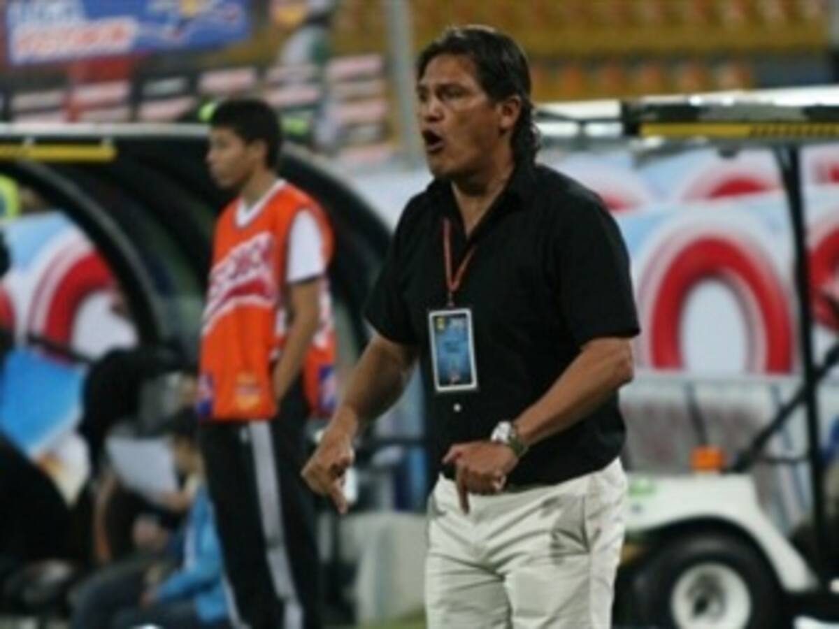Flavio Torres quedó disgustado con el arbitraje