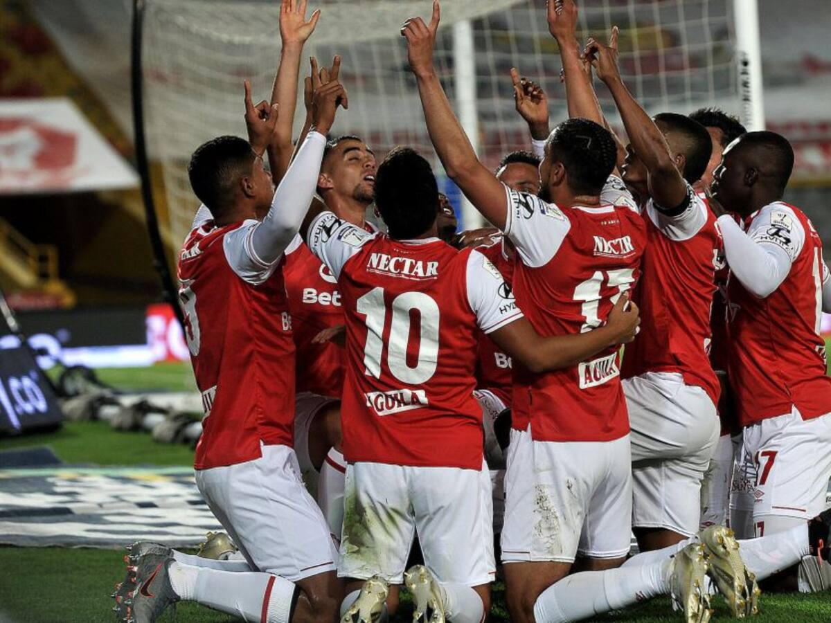 La emotiva celebración de Santa Fe con hinchas por clasificar a la final