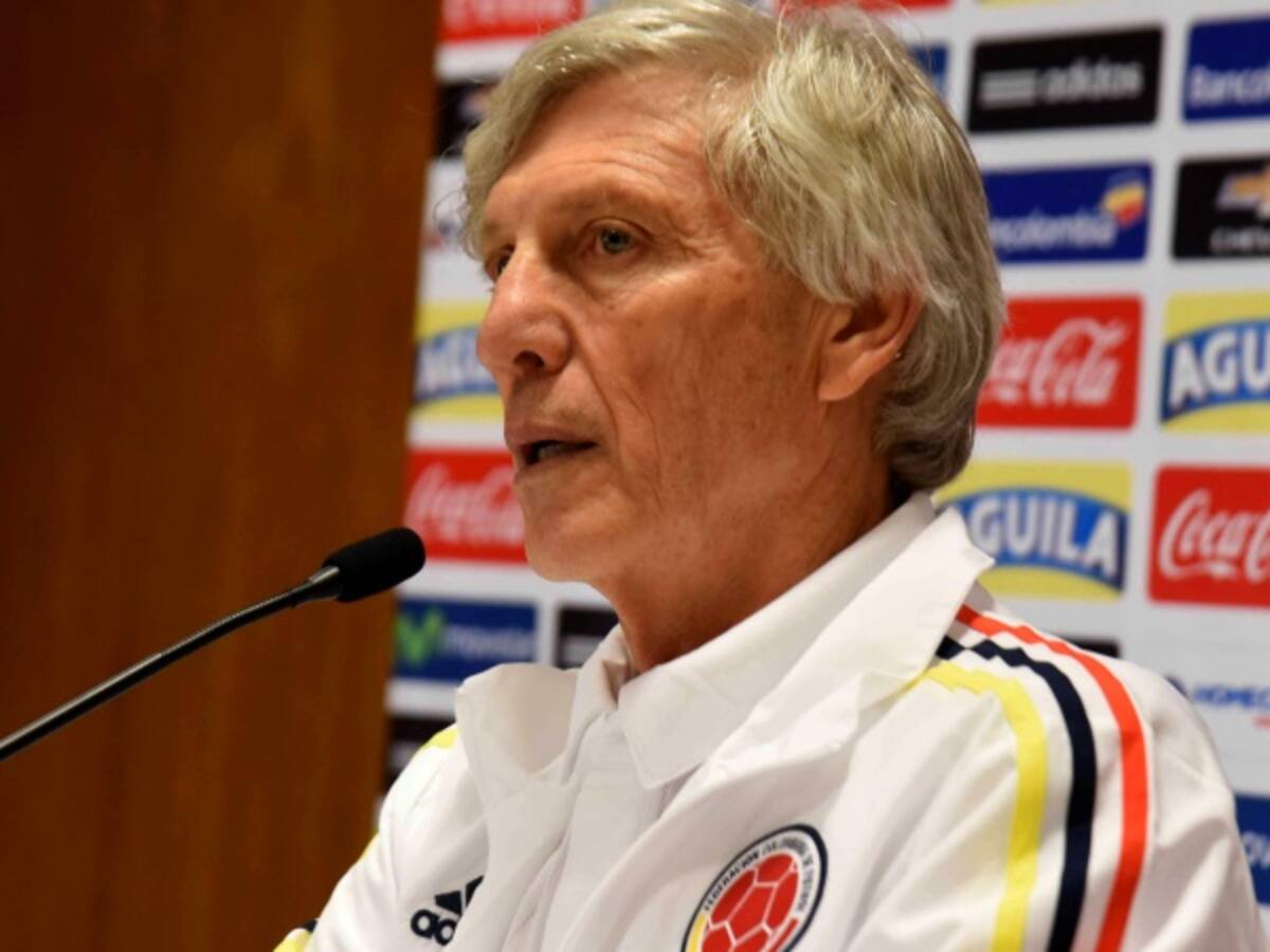 José Pékerman se dirige a los medios pensando en el triunfo ante Uruguay