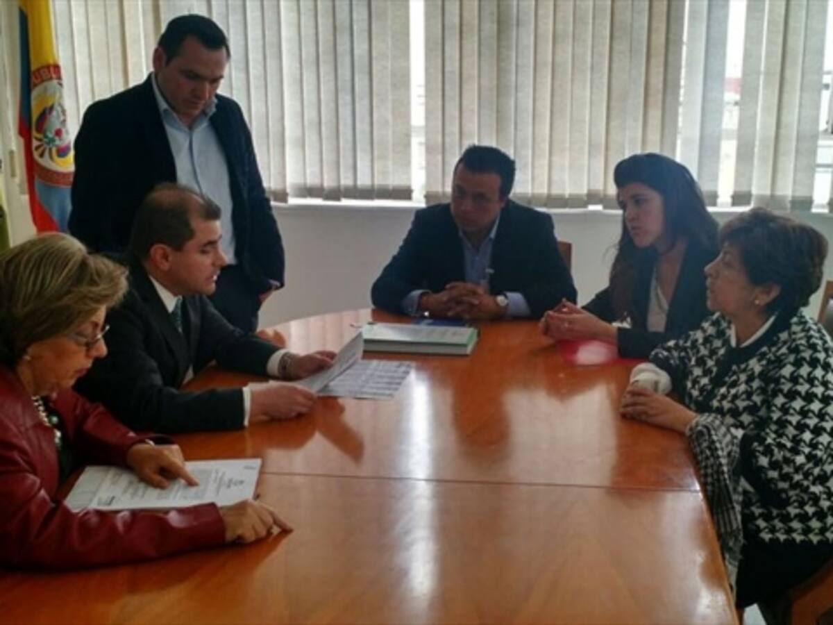 Ya quedó inscrito el comité promotor de firmas para candidatura de Peñalosa