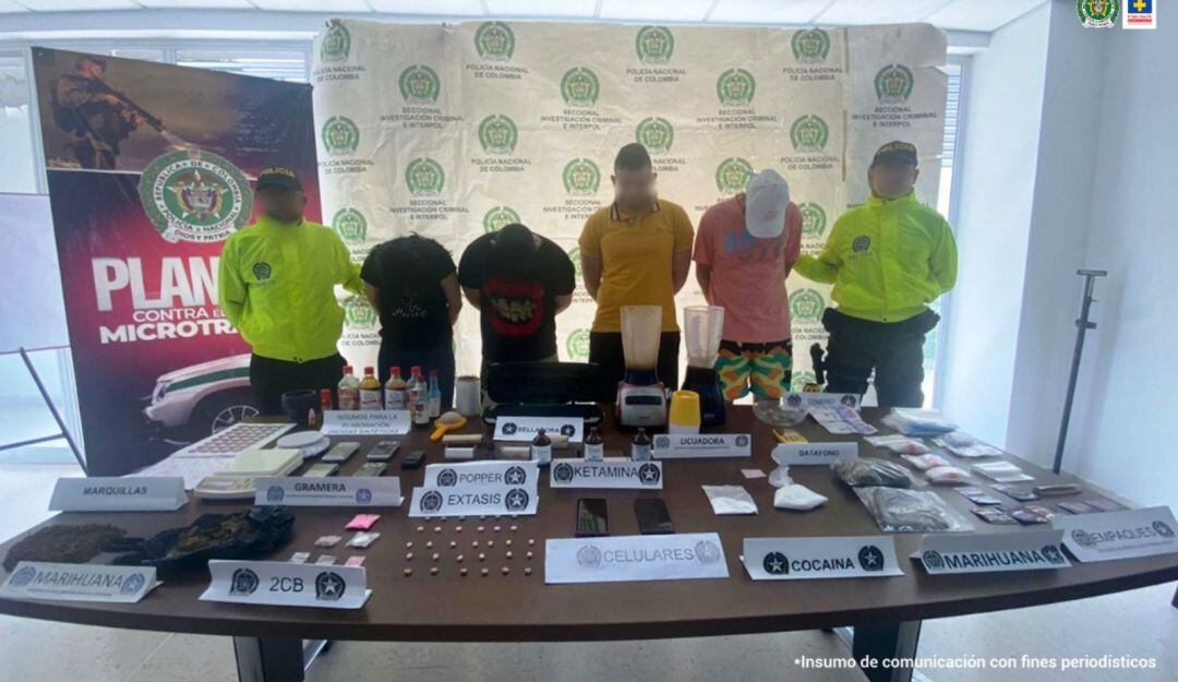 Por su presunta responsabilidad en el delito de tráfico, fabricación o porte de estupefacientes