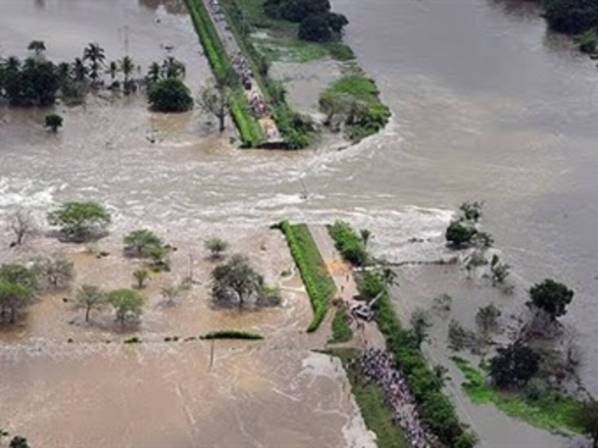 Santos firmó contrato de recuperación del Canal del Dique