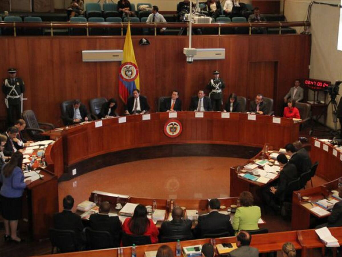 Inicia proceso de observaciones a 72 aspirantes a magistrado de Corte Constitucional