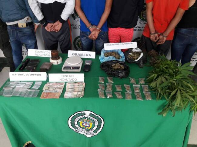 La Policía de Caldas desmanteló dos expendios de alucinógenos en un barrio de Chinchiná.