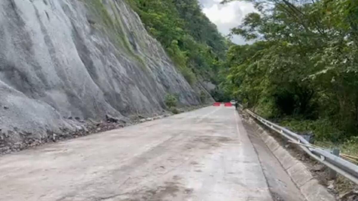 Habilitaron paso en la vía a San Vicente de Chucurí