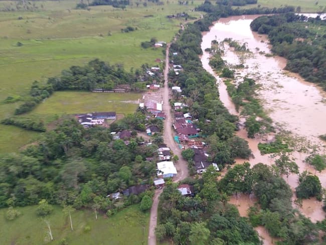 Puerto Guzmán afectado por desbordamiento del Río Caquetá