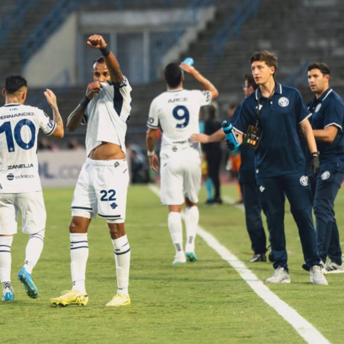 Sebastián Villa brilló con gol y asistencia en el triunfo de Independiente Rivadavia en Libertadores