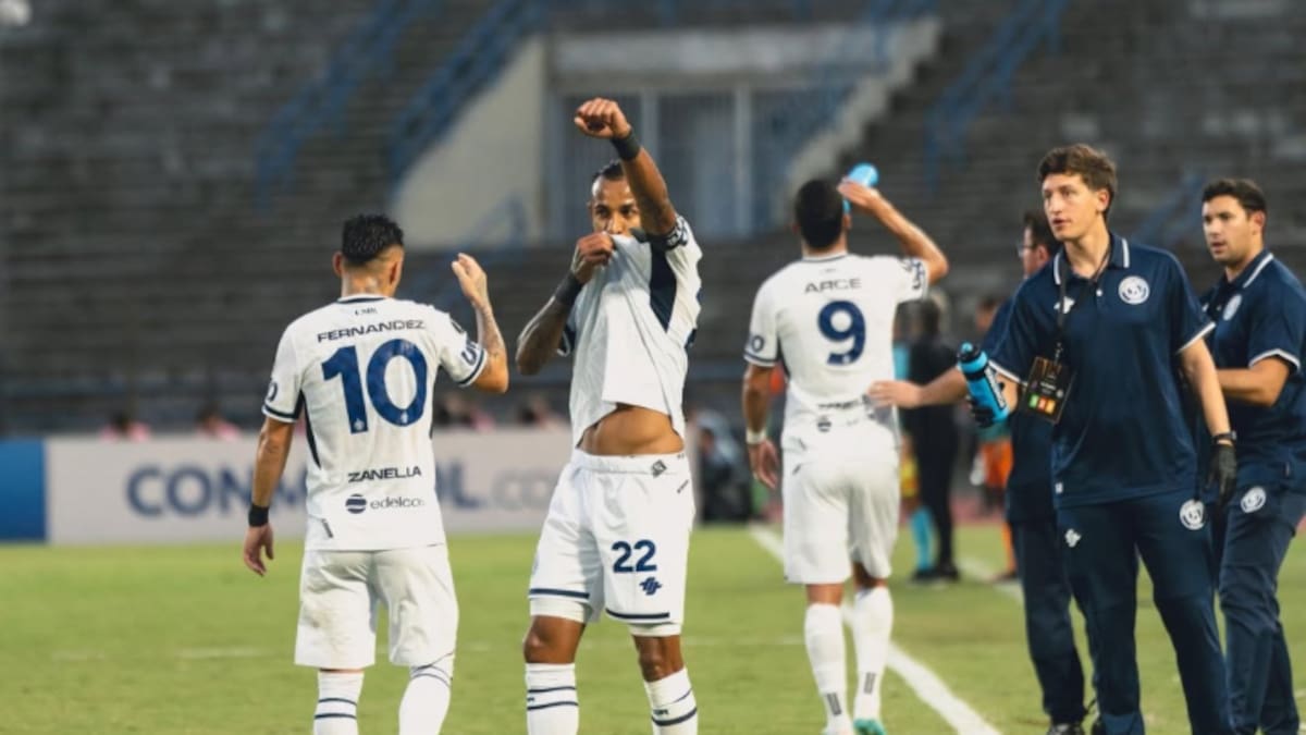 Sebastián Villa brilló con gol y asistencia en el triunfo de Independiente Rivadavia en Libertadores