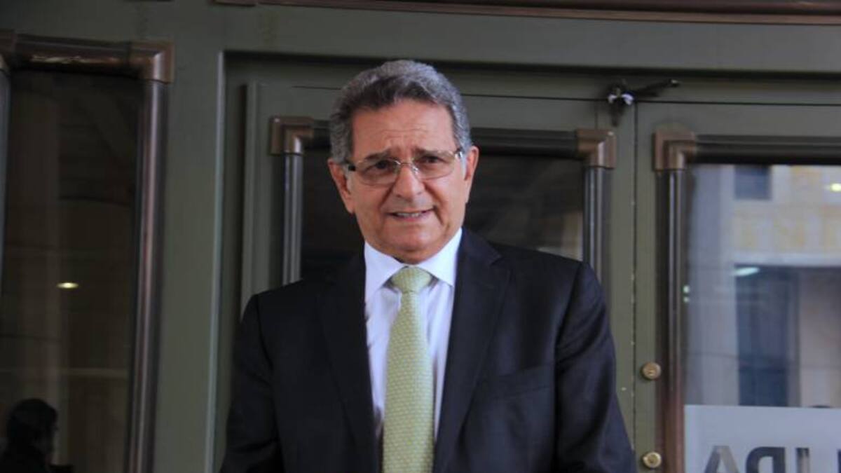 La JEP admite de nuevo al exsenador Julio Alberto Manzur Abdala