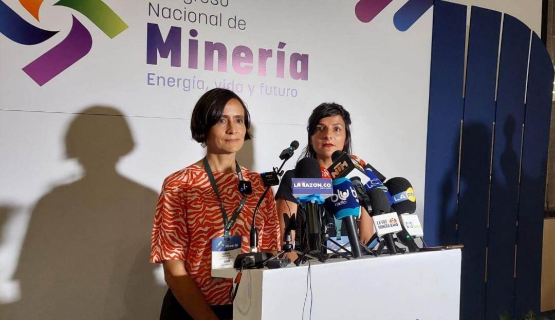 Irene Vélez tuvo un desaire con la prensa en Cartagena y abandonó un recinto sin aclarar sobre el decrecimiento económico
