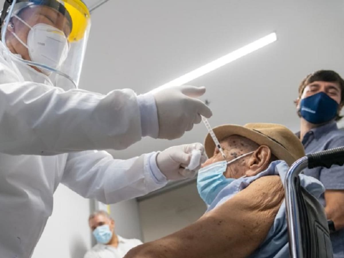 Colombia llega a un millón de vacunas; se aplicó en Barranquilla