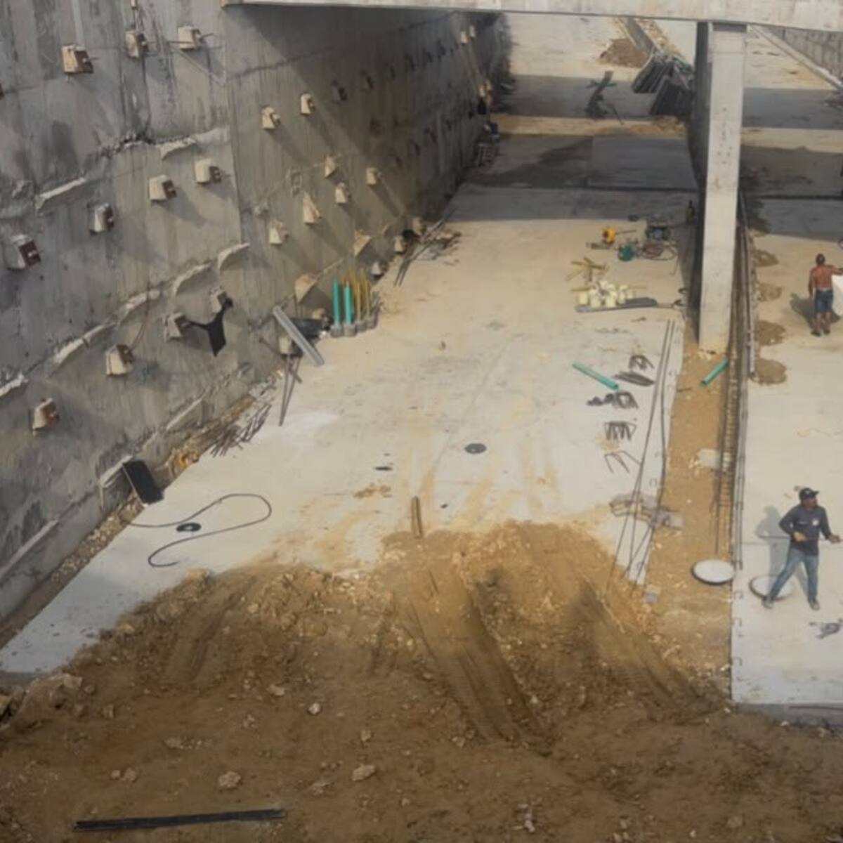 Venció el plazo para la entrega de la Gran Vía en Barranquilla y las obras aún no terminan