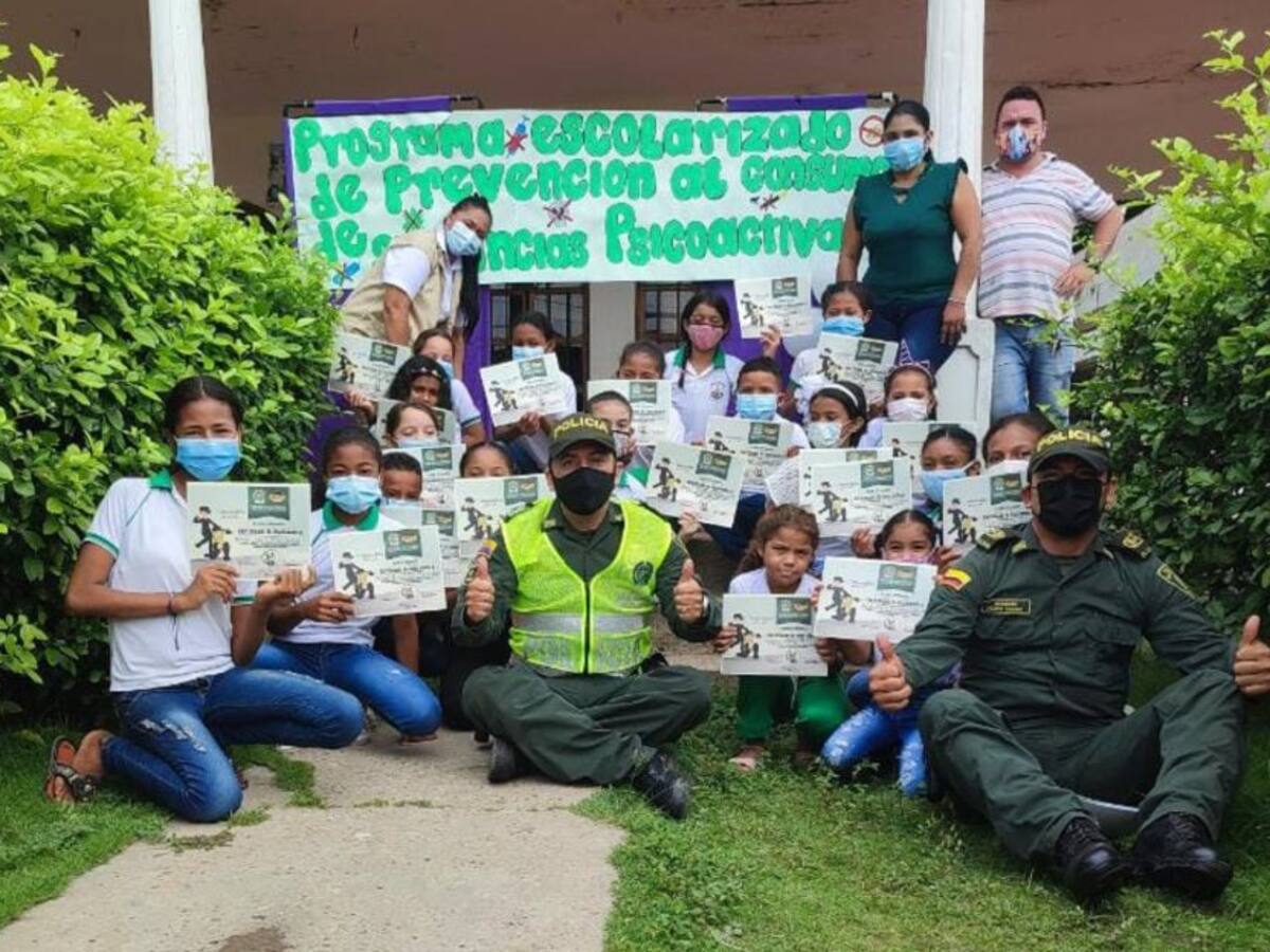Policía realizó campaña contra el consumo de drogas en Talaigua Nuevo