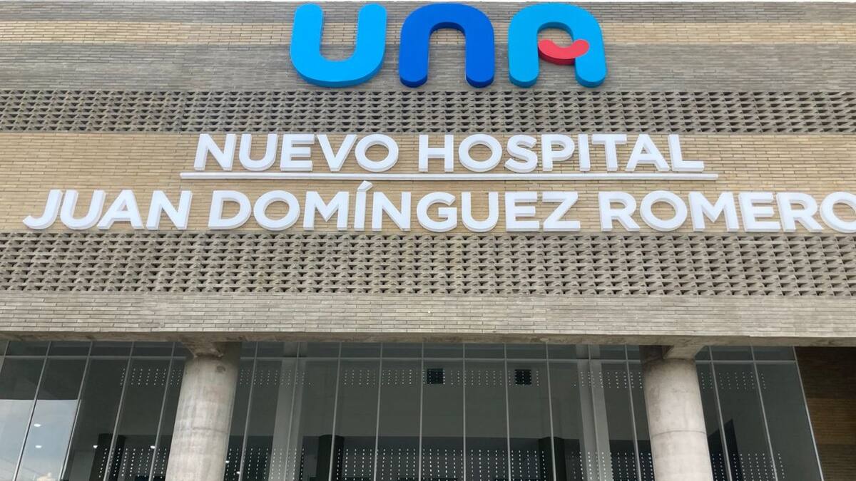 Denuncian cierre de servicios en el hospital Juan Domínguez Romero por crisis financiera
