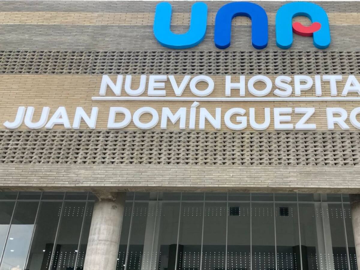Denuncian cierre de servicios en el hospital Juan Domínguez Romero por crisis financiera