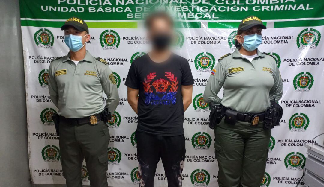 Captura con circular roja de Interpol