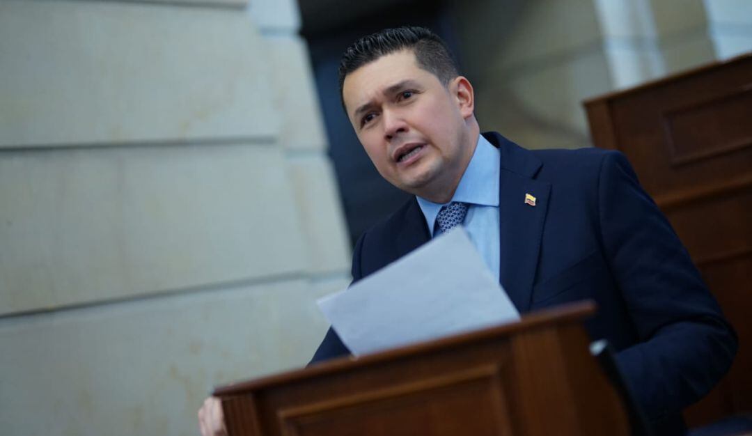 La Cámara de Representantes confirmó que tras la renuncia de Ballesteros, se aplicará silla vacía