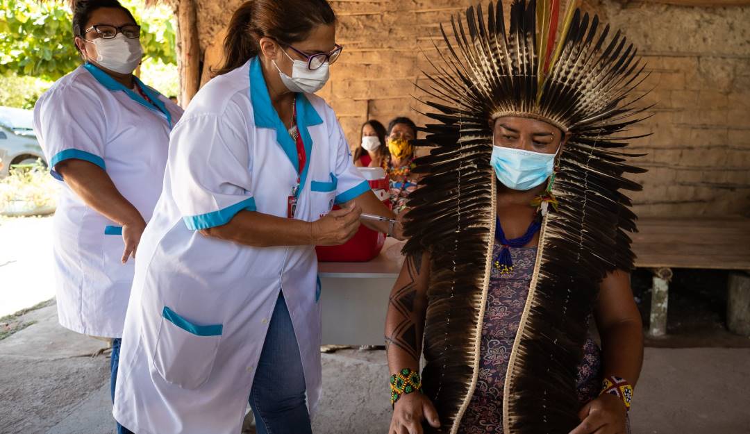 Jornada de vacunación contra el COVID-19 a pueblos indígenas en Brasil.                 Foto: Getty 