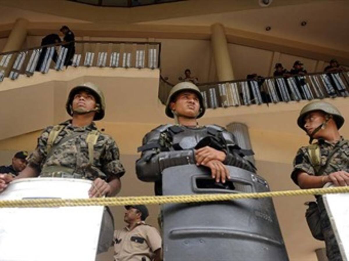 La crisis en Honduras se agrava con la salida de los militares a las calles