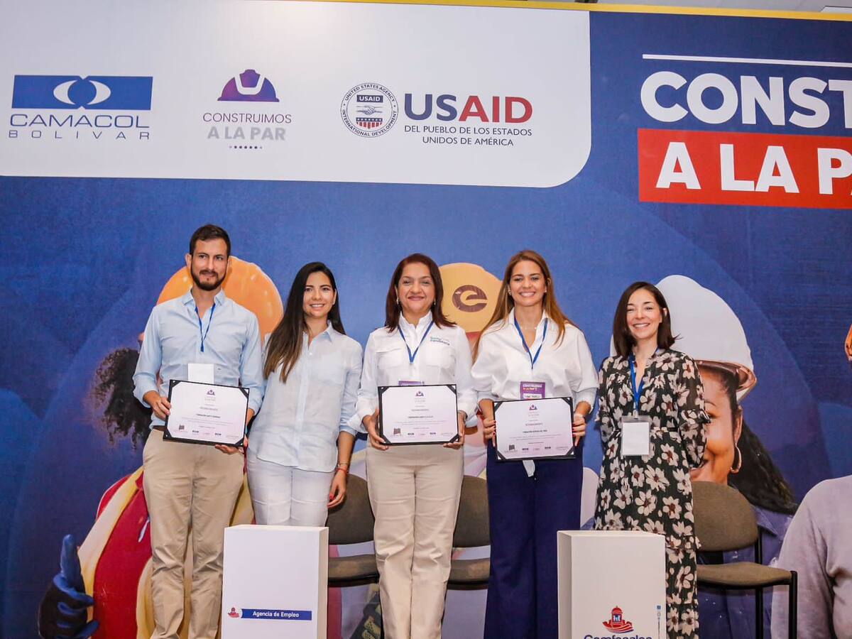 Programa Construimos a la Par de Camacol Bolívar realizó clausura en Cartagena