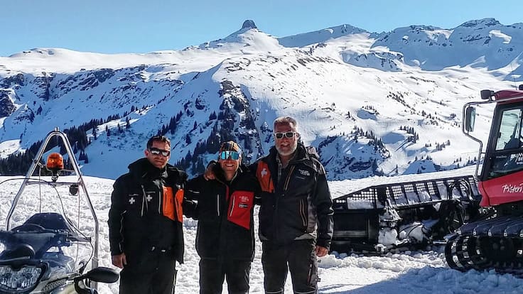 El guardián de la montaña: la historia del colombiano que guía a los turistas en los Alpes suizos