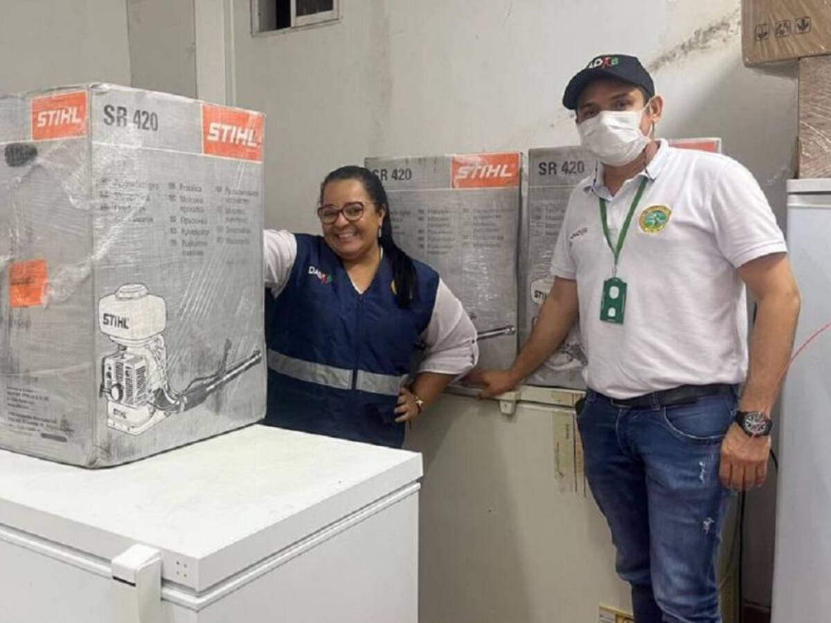 DADIS adquirió ocho maquinas fumigadoras manuales para combatir el dengue