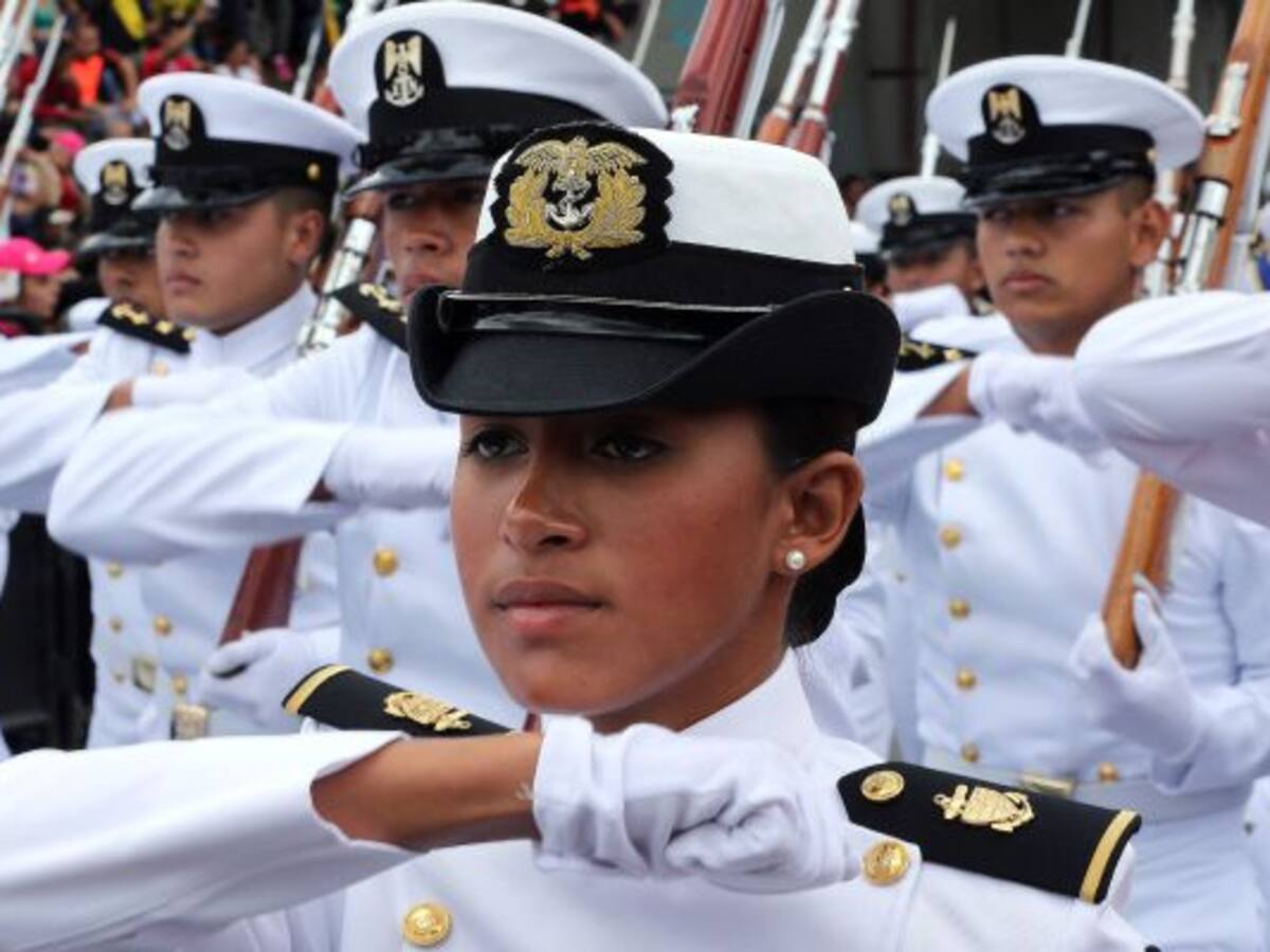Armada Nacional celebra 192 años de servicio