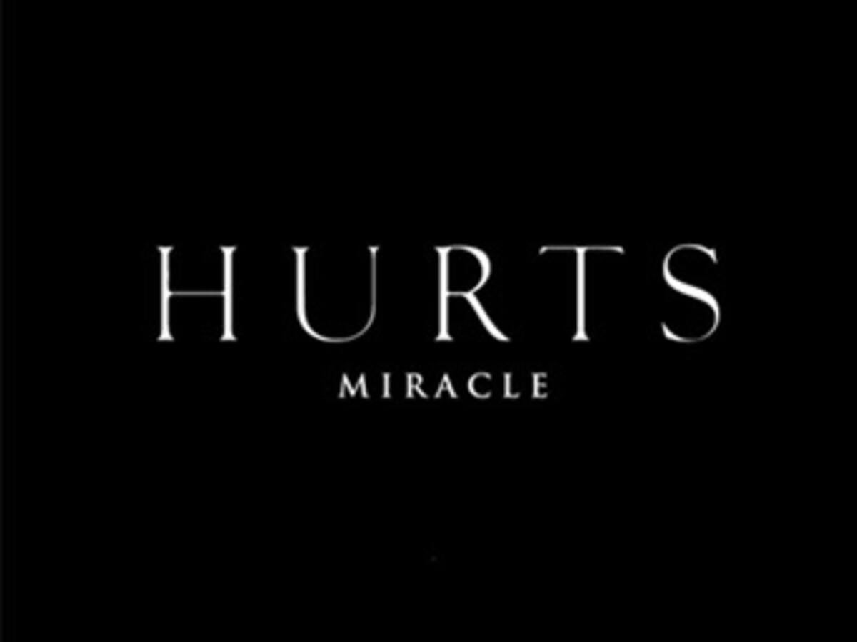 Cruces, penitentes y apocalipsis en lo nuevo de Hurts, "Miracle"
