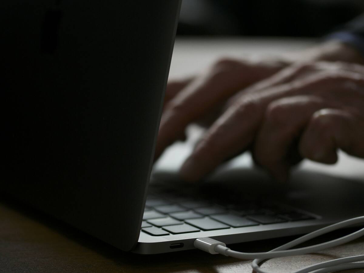 Reportan vulneración de datos personales de 240 mil usuarios de EPS Sanitas