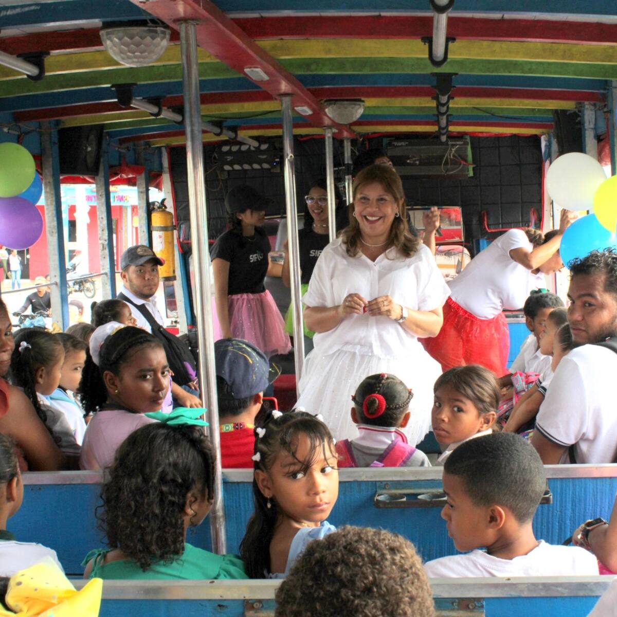 Estudiantes de instituciones oficiales en Turbaco tuvieron jornada de recreación