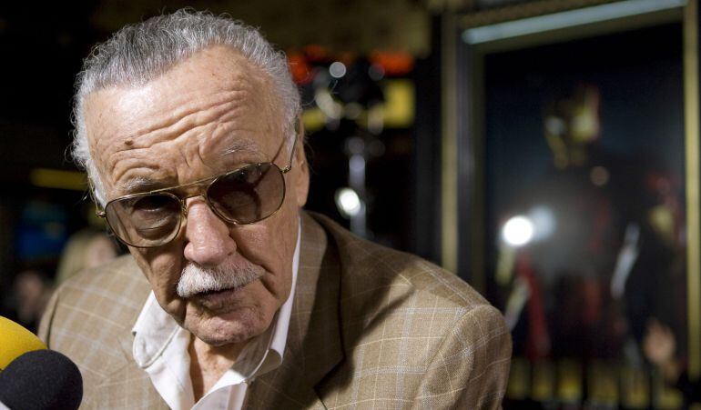 Los fanáticos lloran la muerte de Stan Lee