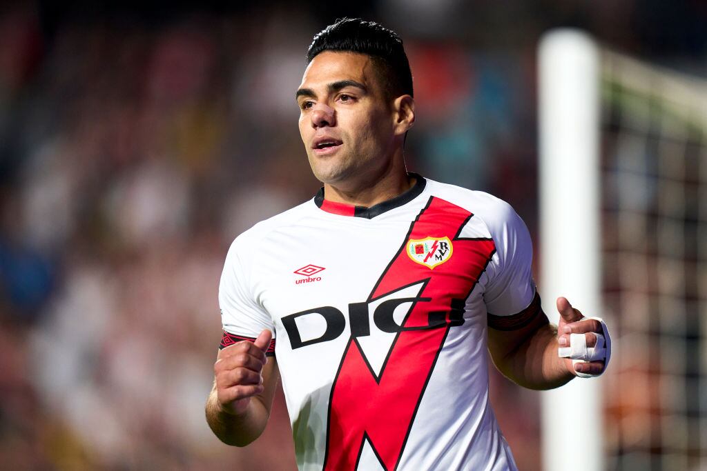 Radamel Falcao de Rayo Vallecano durante el juego ante Getafe (Foto por Diego Souto/Quality Sport Images/Getty Images)