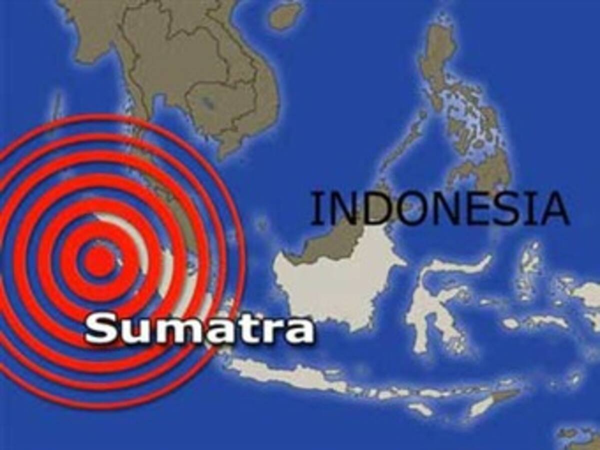 Al menos tres muertos por el sísmo que golpeó la isla indonesia de Sumatra