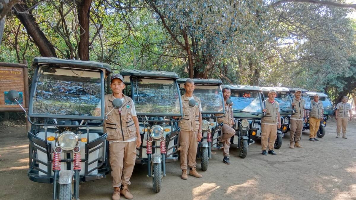 ‘Eco taxis’, alternativa de transporte sostenible implementada por PNNC en Bahía Concha