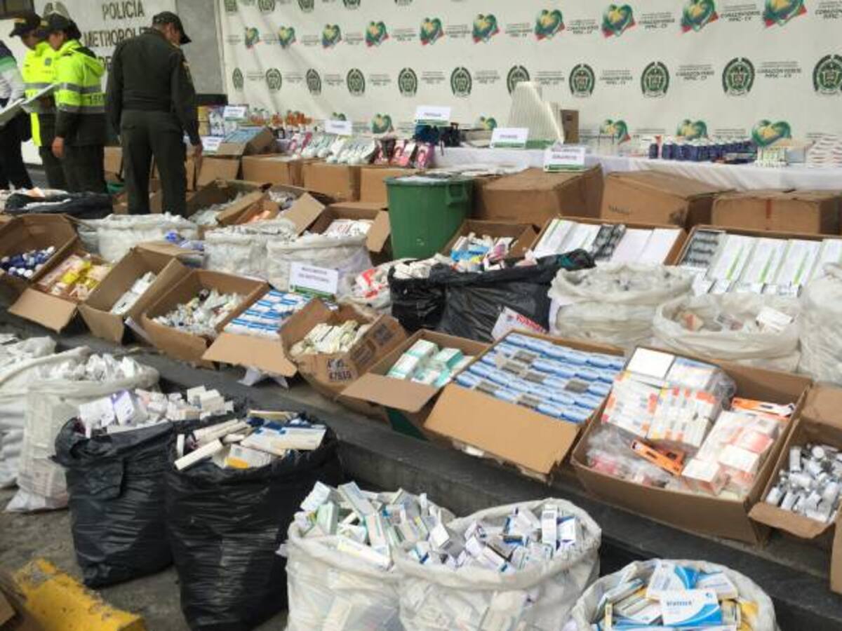 Incautan más de dos toneladas de medicamentos falsos y vencidos