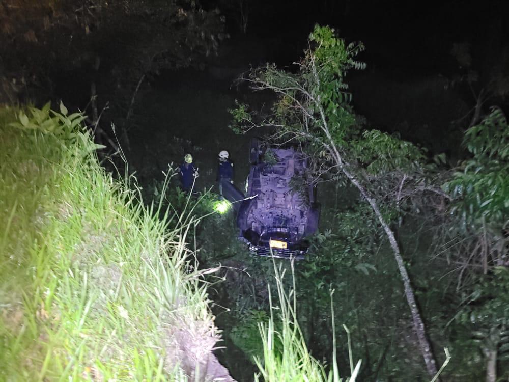 El accidente se registró al parecer por la falta de pericia del menor conductor del vehículo.