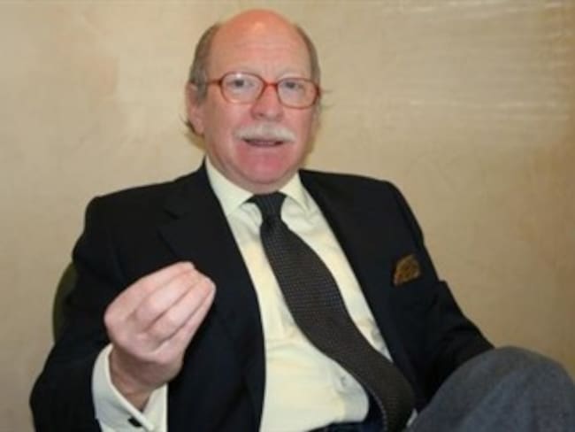 Camilo Reyes, nuevo integrante de la Comisión Asesora de Relaciones Exteriores