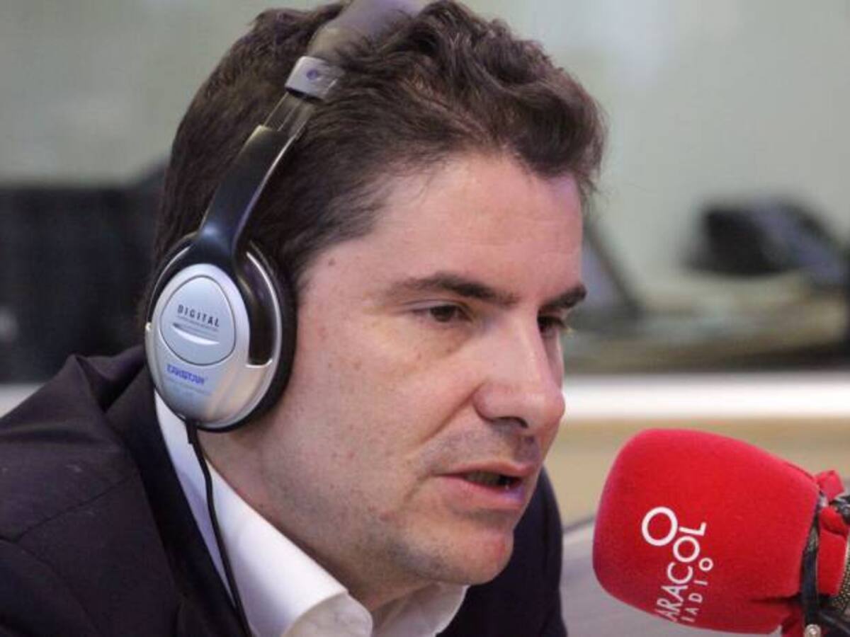 No hay que volver trizas los acuerdos sino nombrarle gerencia: Henao