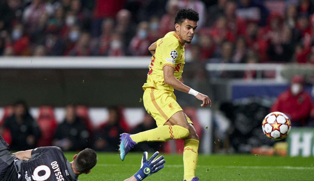 Luis Díaz al momento del gol con el Liverpool