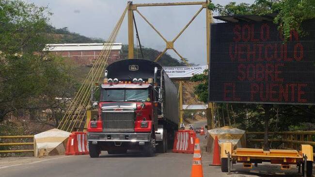 Puente Mariano Ospina Pérez