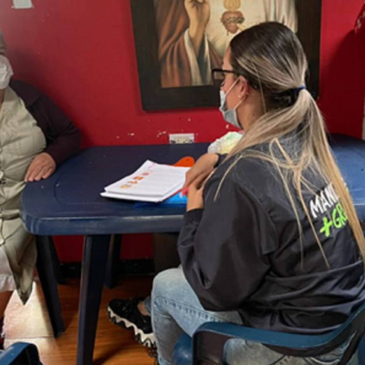 Víctimas del conflicto armado reciben apoyo y rehabilitación de la alcaldía