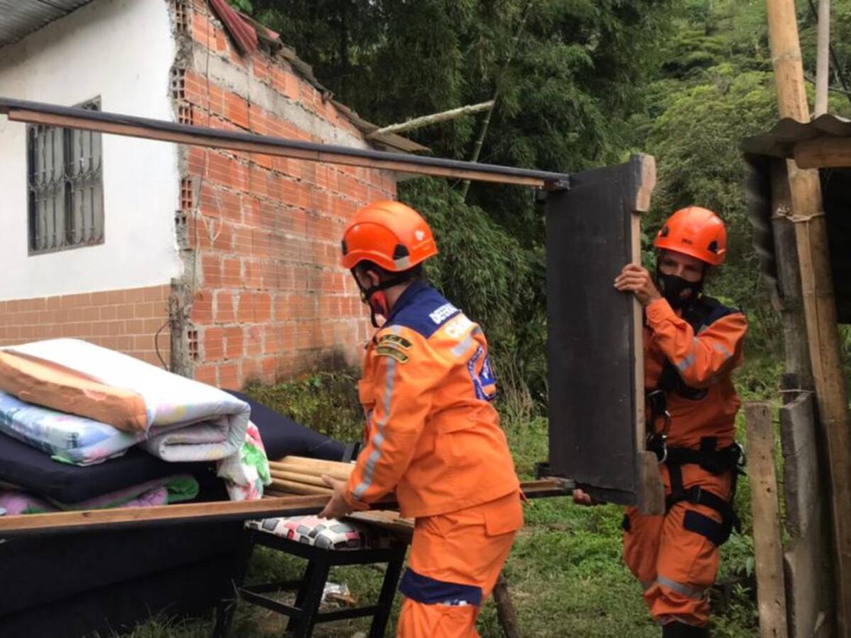 Nuevamente se desbordó el rio Combeima en Ibagué