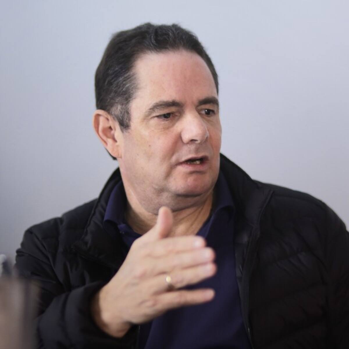 Germán Vargas Lleras radicará ante el Congreso su contrarreforma a la salud