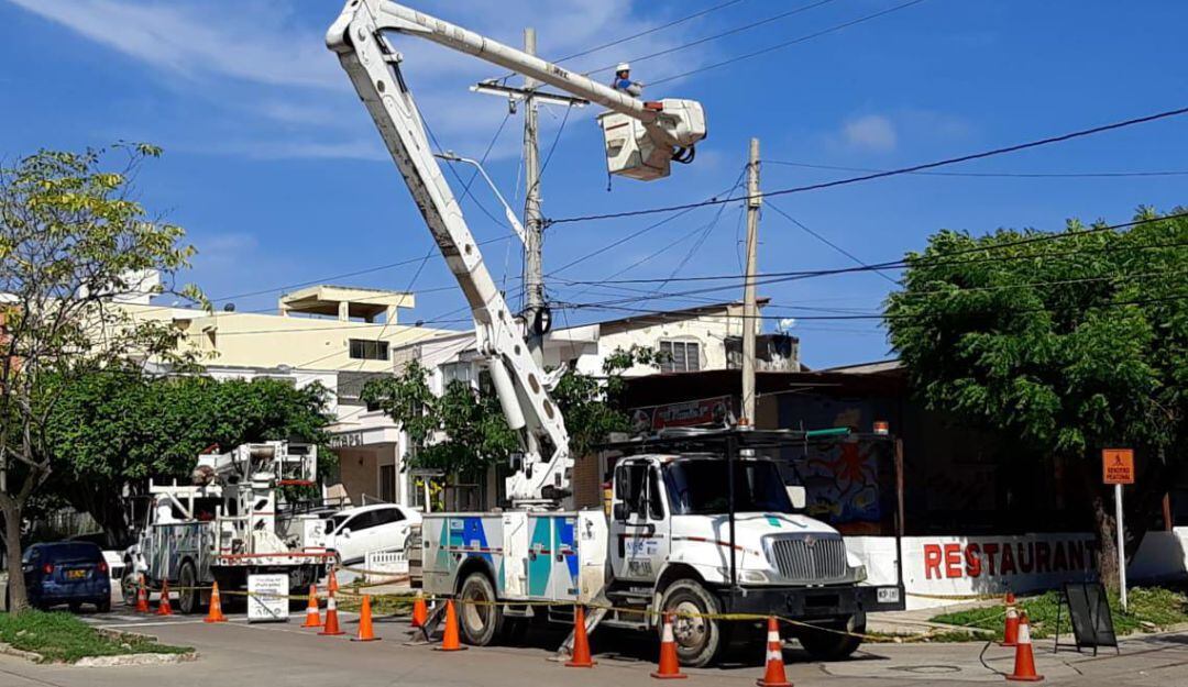 Imagen de referencia. Labores de mantenimiento de la empresa de energía Air-e