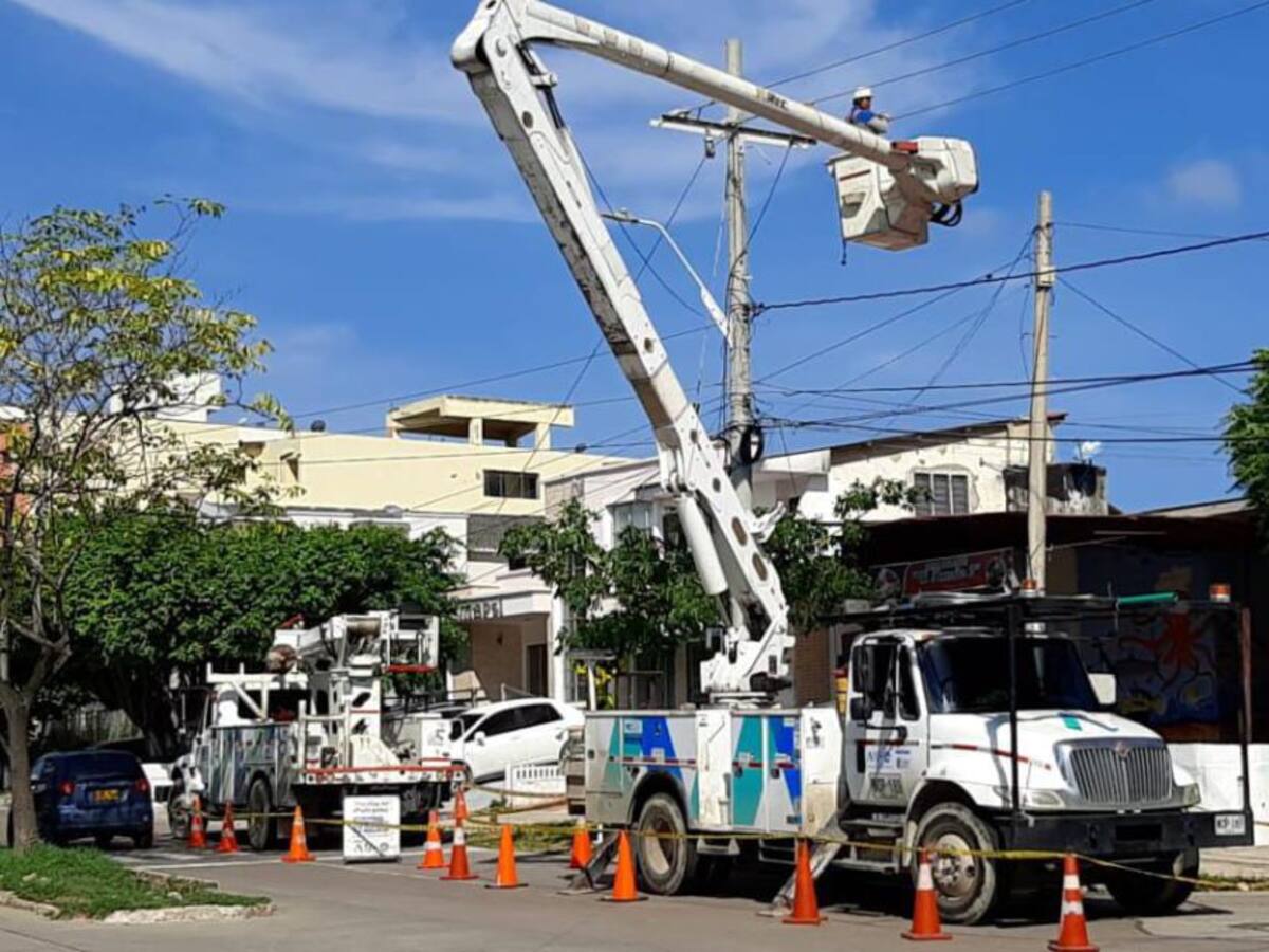 Respaldan demanda de nulidad a resolución del aumento de tarifa de energía